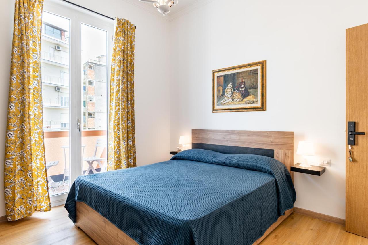 Catania Central Guest House - Rooms With Balcony Exteriör bild