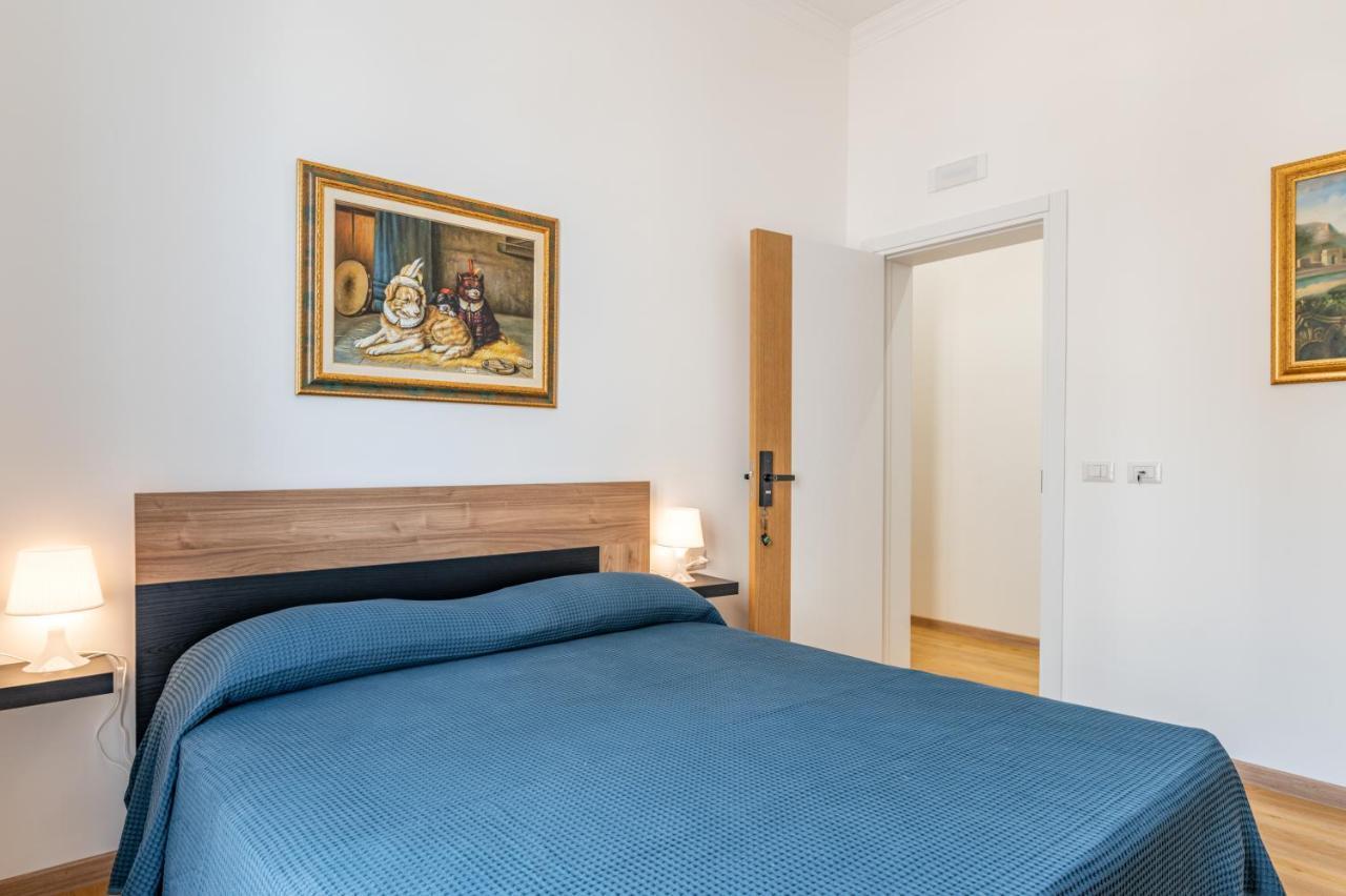 Catania Central Guest House - Rooms With Balcony Exteriör bild
