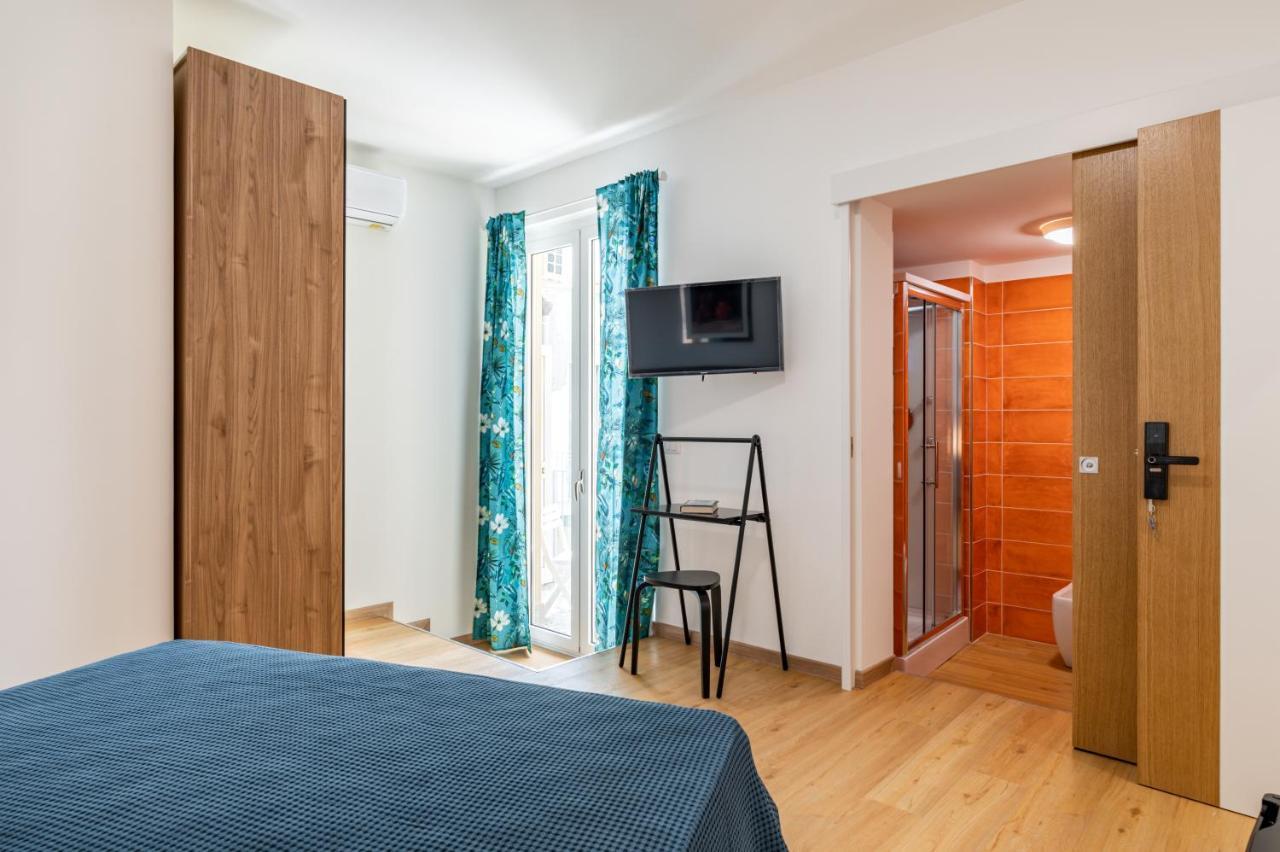 Catania Central Guest House - Rooms With Balcony Exteriör bild
